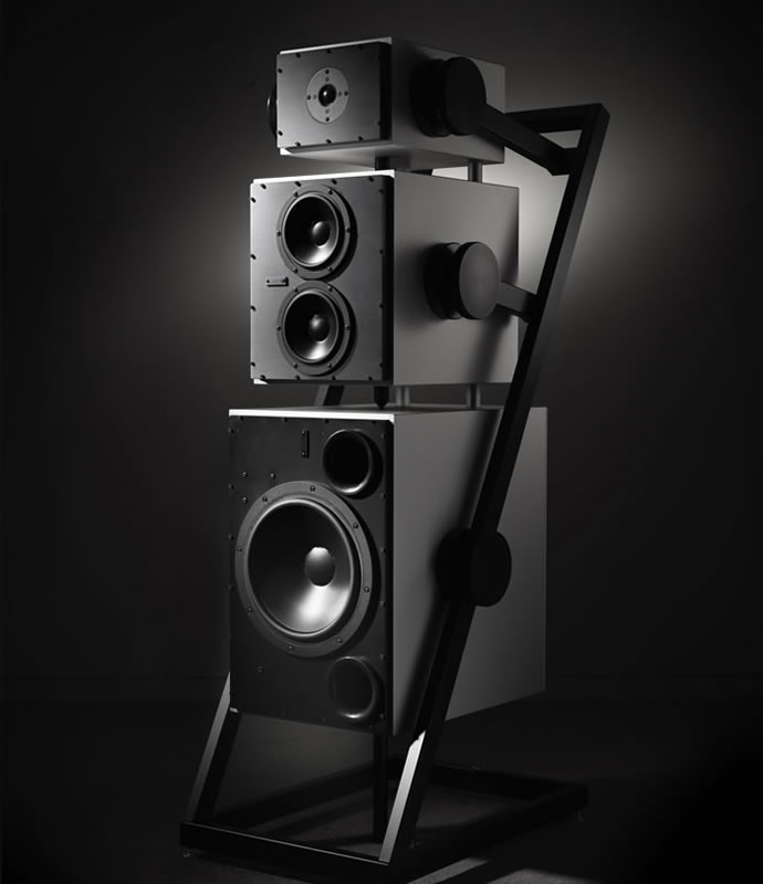 Goldmund-Logos-Anatta-wireless-speaker-system-3