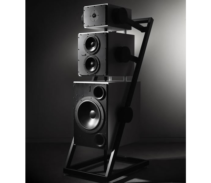 Goldmund-Logos-Anatta-wireless-speaker-systems-2-690x600